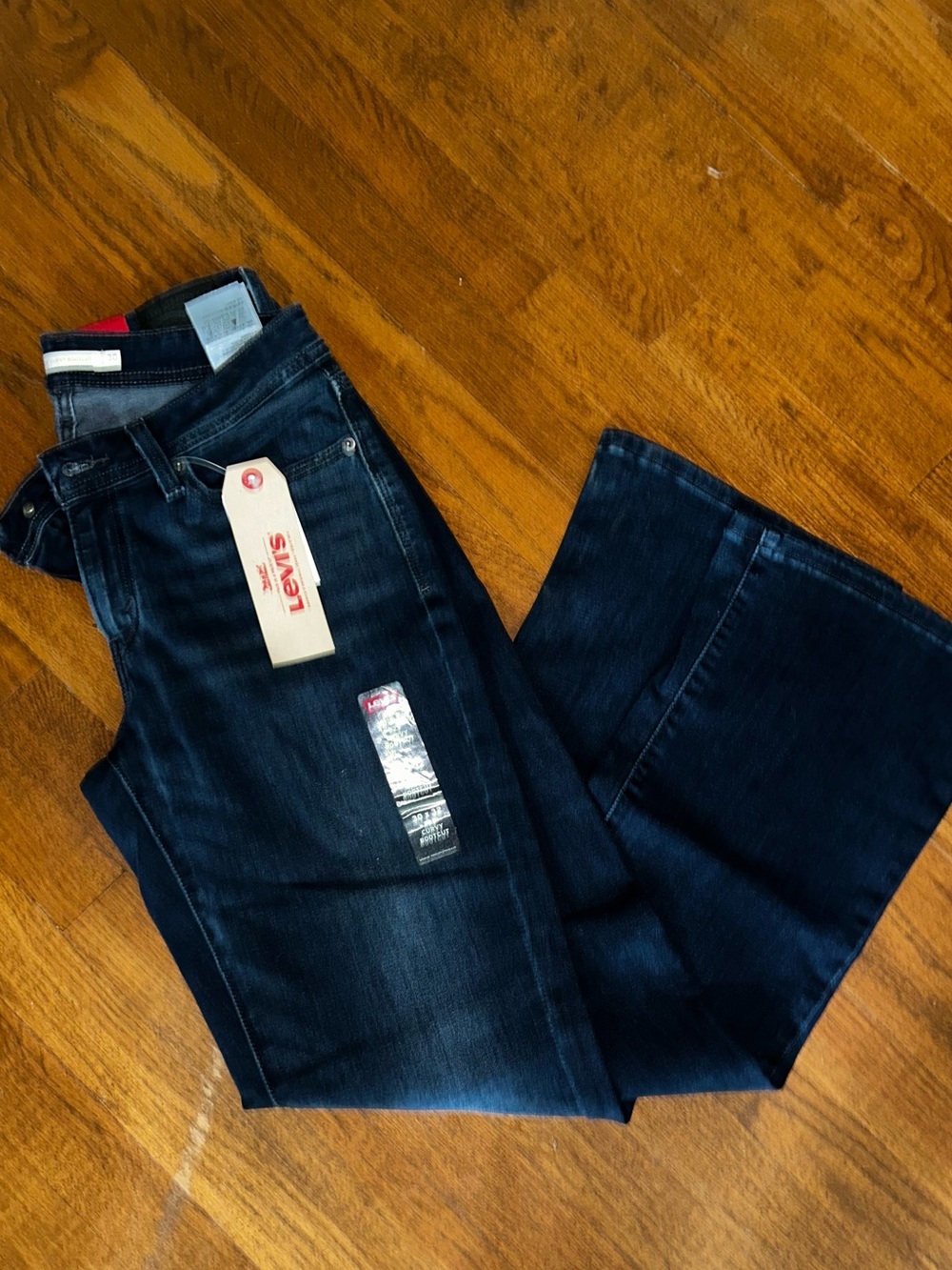 Levi's Women's Indigo Bootcut Jeans